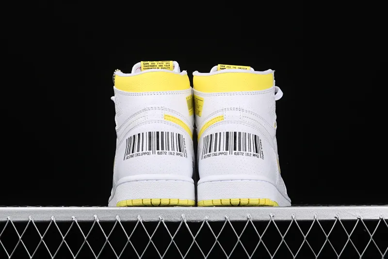 All categories Air Jordan Jordan series basketball shoes Air Jordan 1 High Air Jordan 1 High OG "First Class Flight" Style AJ1 Joe 1 first class flight white and yellow Flight QR code basketball shoes 555088-170
